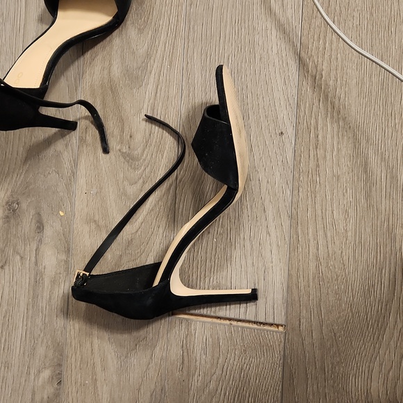 Black sandals high heels - Picture 2 of 3